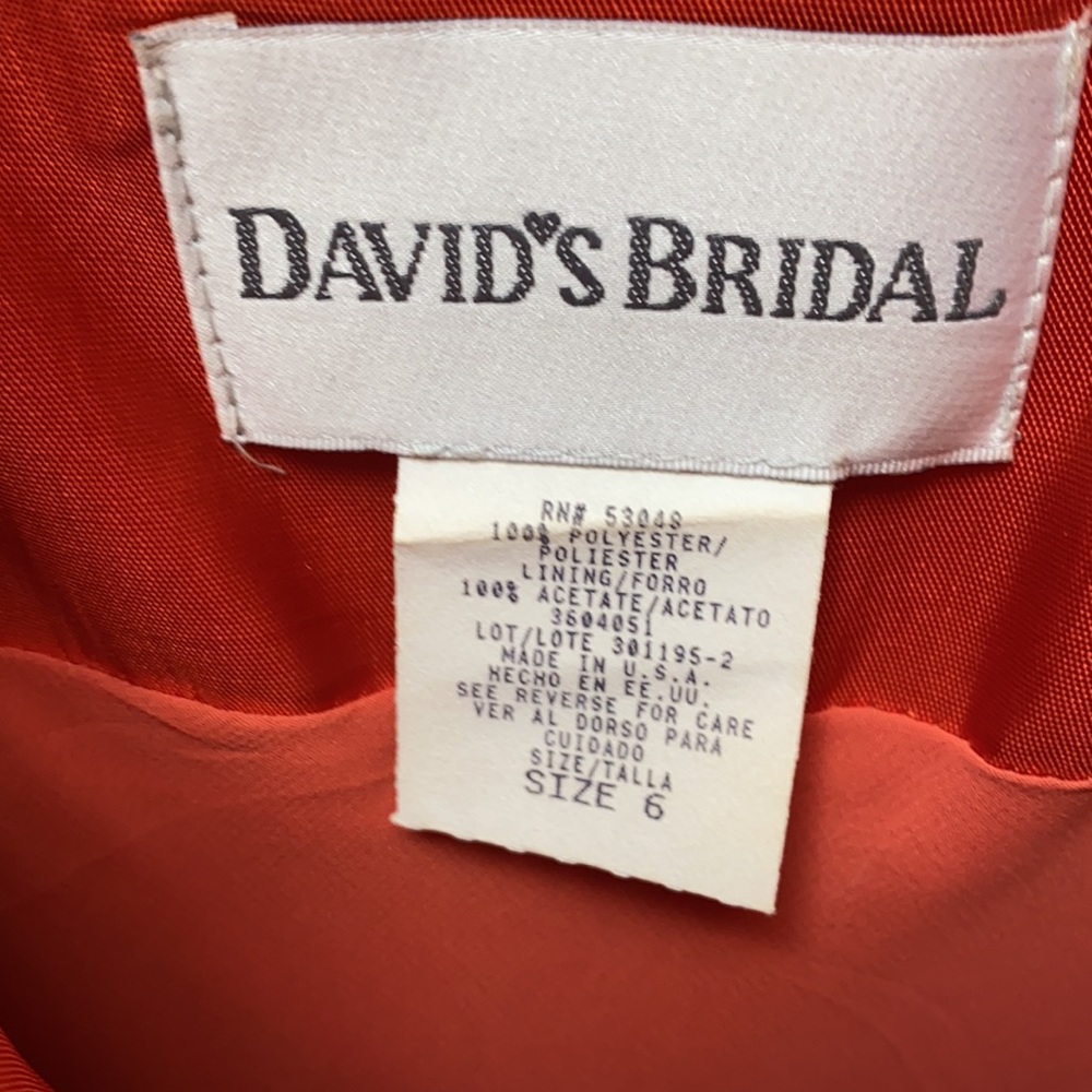 Formal Dress/ball gown size 6 - Picture 3 of 6